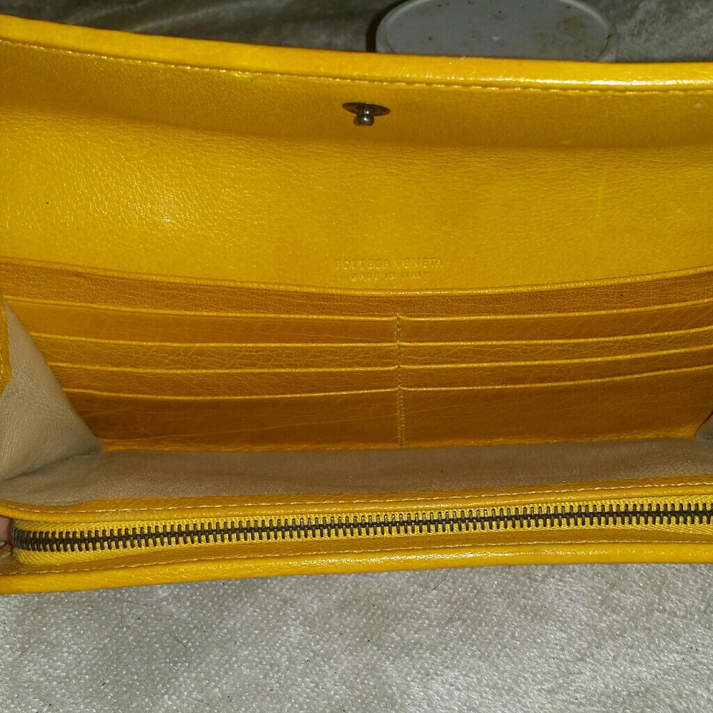 Limited Edition Bottega Veneta Continental Wallet - Picture 3 of 4